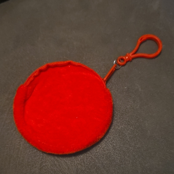 (J52) Labubu Red Coin Pouch / Purse / Keychain - Picture 2 of 3